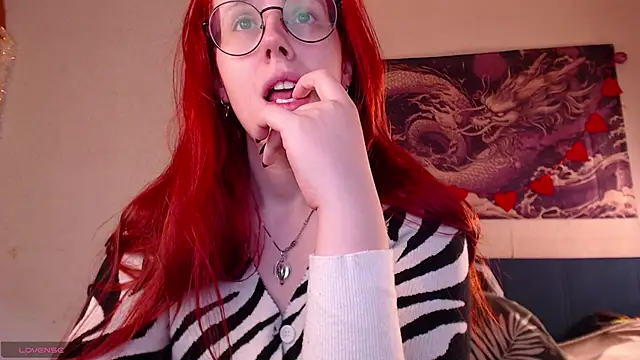Snapshot of VanessaLincum chatting on 05/28/26, 06:54 VanessaLincum online show from 05/28/26, 06:54
