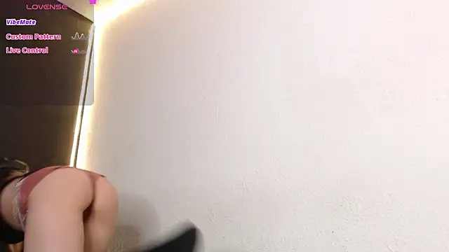 niakat  online show from 11/27/25, 07:14