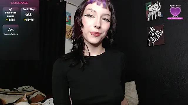 Snapshot of niakat_ chatting on 01/11/25, 04:16 niakat online show from 01/11/25, 04:16
