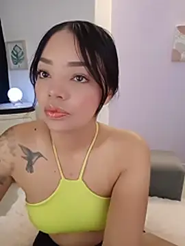 Sara LipsX online show from 04/12/26, 03:21