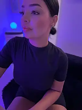 Sara LipsX online show from 01/17/26, 02:04