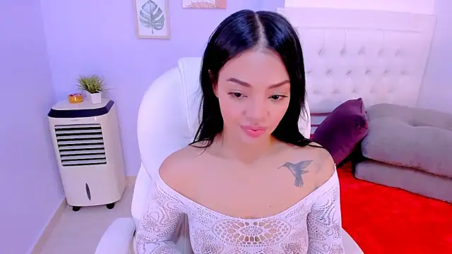 Sara LipsX online show from 02/19/25, 10:01