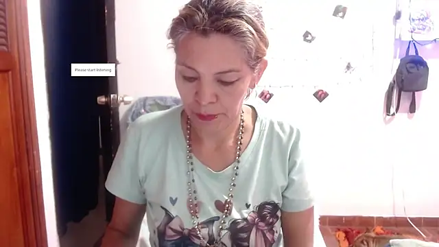 electra-mommy online show from 02/11/26, 09:36