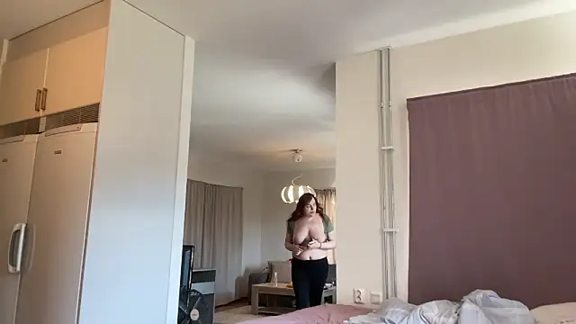 cumwithmee3 online show from 10/15/25, 10:34