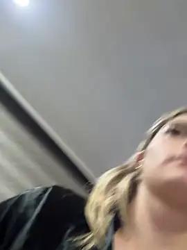 AtheneaRossi online show from 02/15/26, 02:23