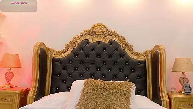 AdelinaVans online show from 03/06/26, 11:49