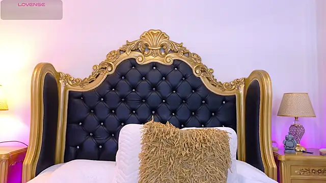 AdelinaVans online show from 04/14/26, 11:26