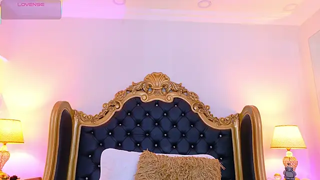 AdelinaVans online show from 02/09/26, 11:30