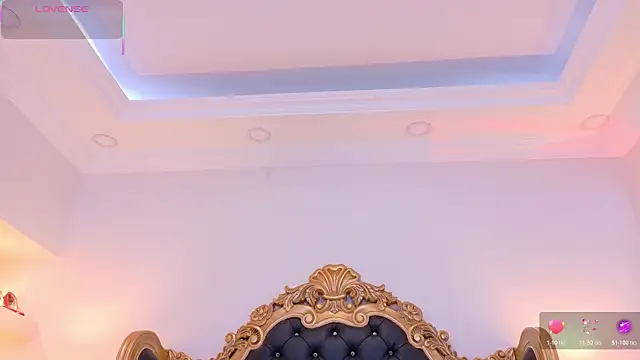 AdelinaVans online show from 11/26/25, 10:59