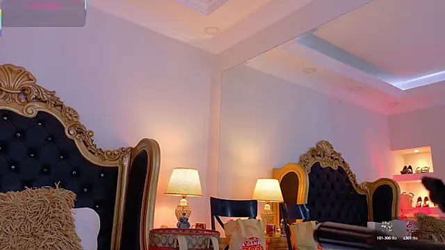 AdelinaVans online show from 03/11/26, 11:04