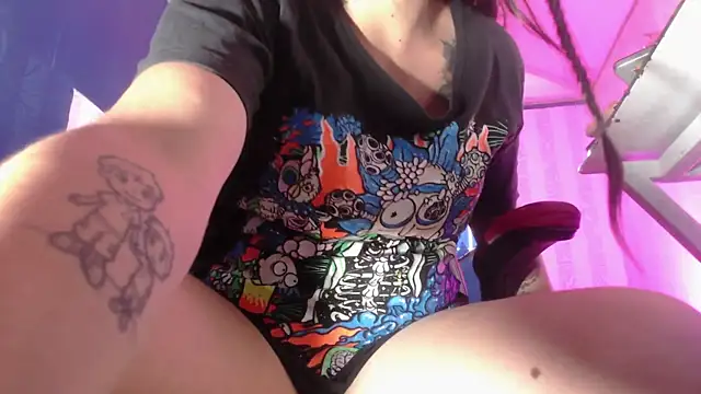 Snapshot of vitoria23_ chatting on 06/16/26, 02:28 vitoria23 online show from 06/16/26, 02:28