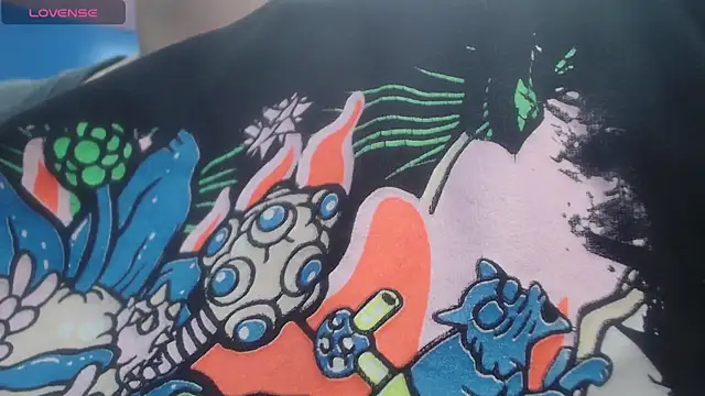 vitoria23  online show from 03/18/25, 02:28