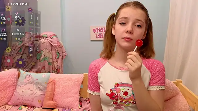 PrincessLittleKiki online show from 12/16/25, 07:34