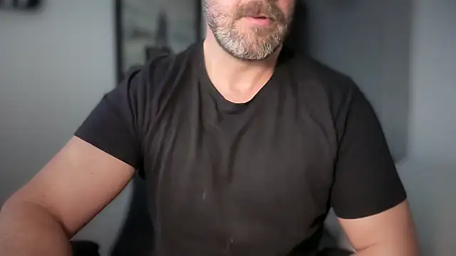 Snapshot of Mr_Beef chatting on 12/01/25, 09:54 Mr Beef online show from 12/01/25, 09:54