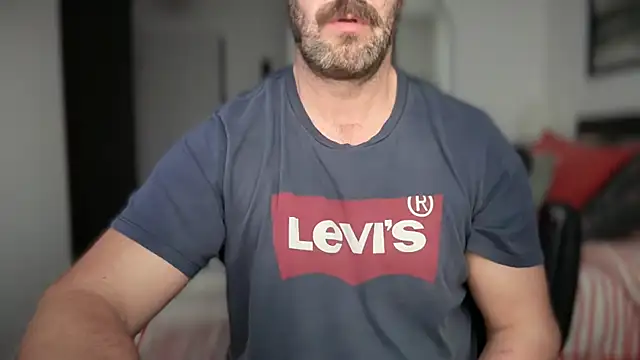 Snapshot of Mr_Beef chatting on 10/02/25, 04:43 Mr Beef online show from 10/02/25, 04:43