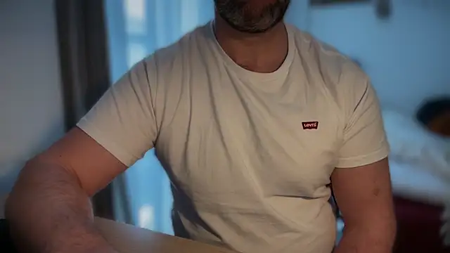 Mr Beef online show from 01/11/26, 01:29