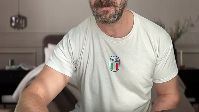 Snapshot of Mr_Beef chatting on 09/19/25, 10:08 Mr Beef online show from 09/19/25, 10:08