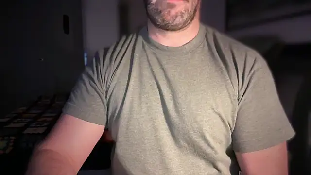 Snapshot of Mr_Beef chatting on 11/19/25, 10:32 Mr Beef online show from 11/19/25, 10:32