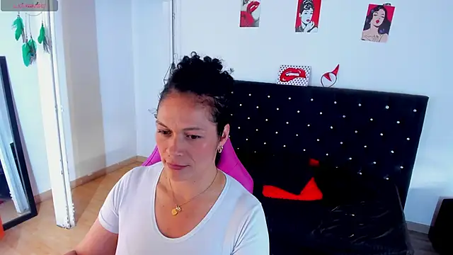 Aliciia cute1 online show from 02/12/26, 09:36