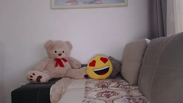  JustmeHere  online show from 11/29/25, 09:09