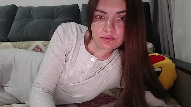 Snapshot of _JustmeHere_ chatting on 06/13/26, 10:29 JustmeHere online show from 06/13/26, 10:29