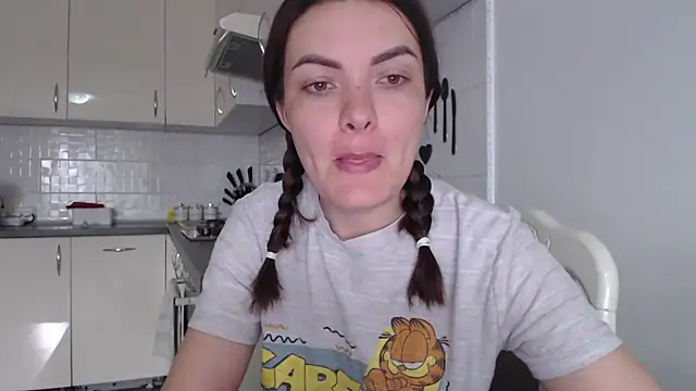  JustmeHere  online show from 11/15/25, 09:02