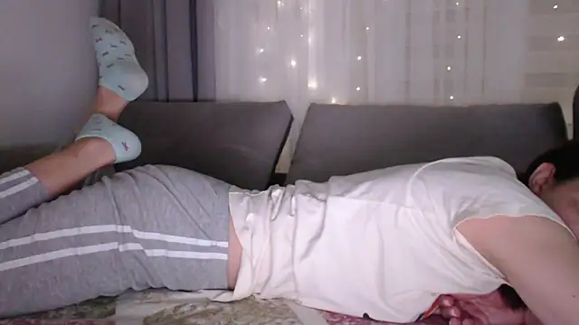  JustmeHere  online show from 12/01/25, 06:25