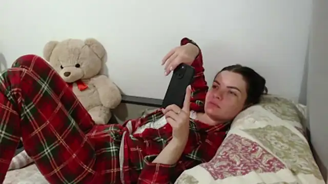  JustmeHere  online show from 11/29/25, 09:15