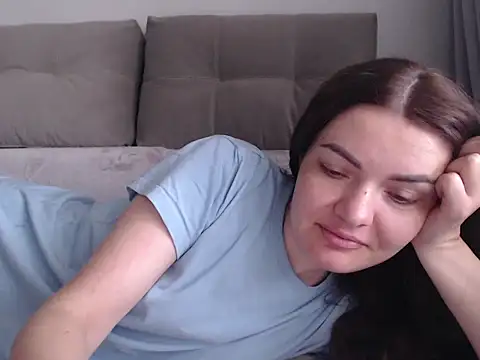 Snapshot of _JustmeHere_ chatting on 04/10/26, 06:31 JustmeHere online show from 04/10/26, 06:31