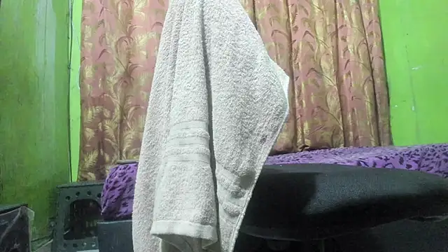 Brenda Smith69 online show from 12/04/25, 11:04