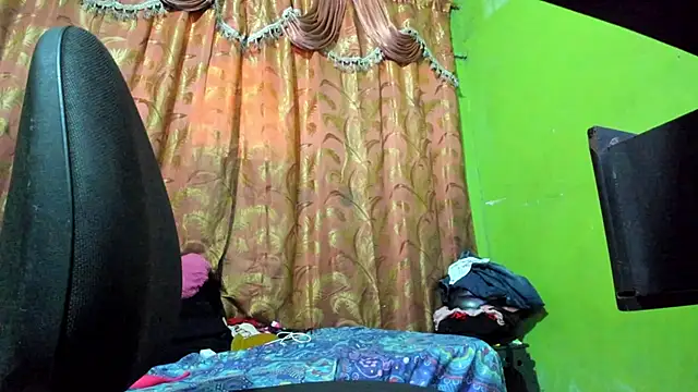 Brenda Smith69 online show from 10/03/25, 07:37