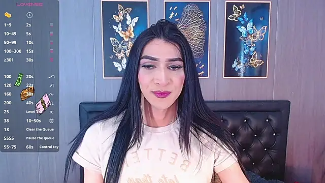Snapshot of Evelynn_sex_ chatting on 03/19/25, 02:13 Evelynn sex online show from 03/19/25, 02:13