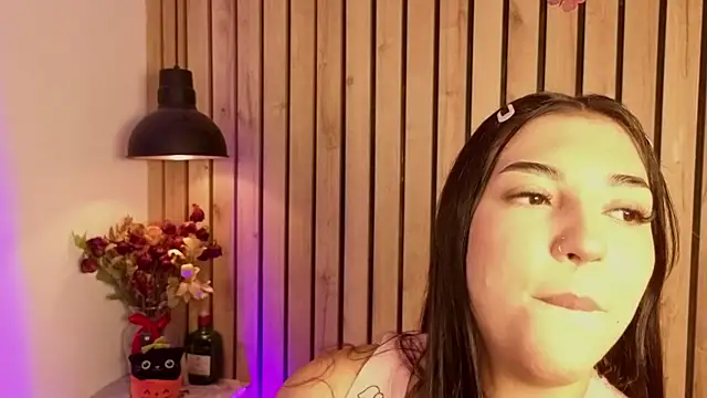 sofiesoft online show from 10/24/25, 01:54