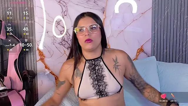 Snapshot of Shasa_8 chatting on 11/16/25, 07:18 Shasa 8 online show from 11/16/25, 07:18