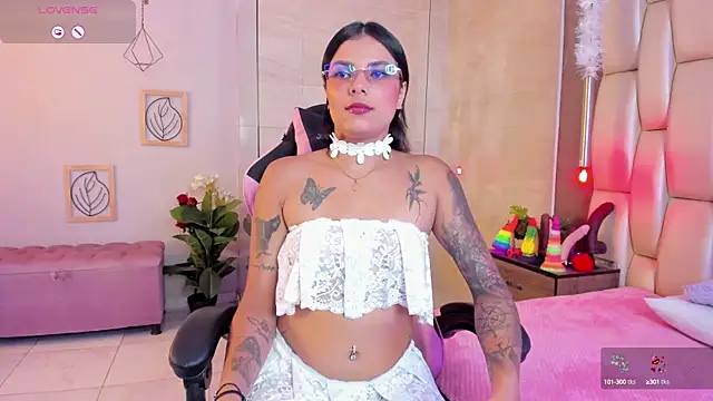 Snapshot of Shasa_8 chatting on 03/13/25, 07:50 Shasa 8 online show from 03/13/25, 07:50