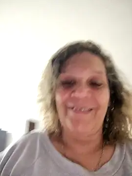 Snapshot of Uzziah_Sabag chatting on 09/18/25, 12:57 Uzziah Sabag online show from 09/18/25, 12:57