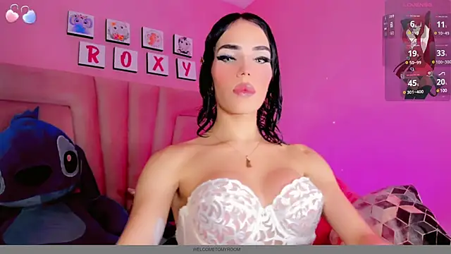 Snapshot of RoxStarts chatting on 12/02/24, 10:18 RoxStarts online show from 12/02/24, 10:18