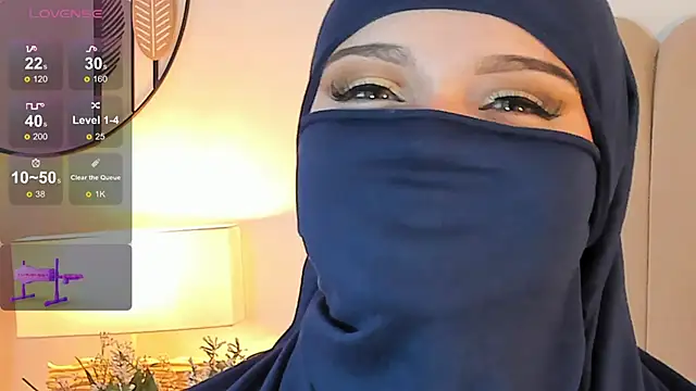 Snapshot of anna-henao chatting on 02/24/25, 04:26 anna-henao online show from 02/24/25, 04:26