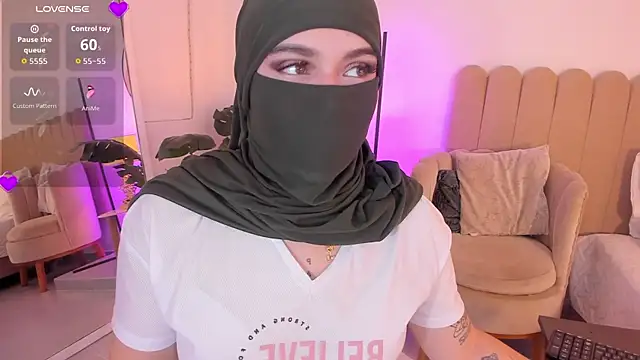 anna-henao online show from 03/07/26, 08:14