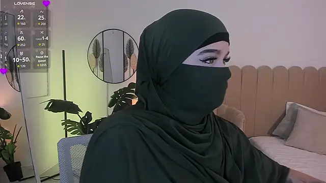 anna-henao online show from 04/14/26, 07:41