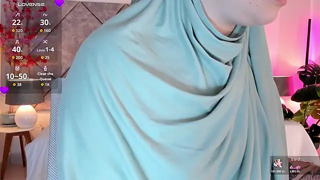 Snapshot of anna-henao chatting on 11/01/25, 06:46 anna-henao online show from 11/01/25, 06:46