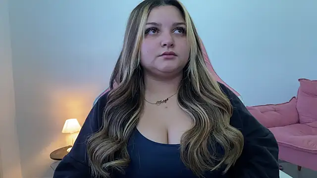 SweetPaige  online show from 05/10/26, 05:48