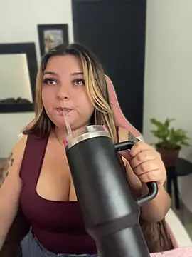 SweetPaige  online show from 06/17/26, 11:20