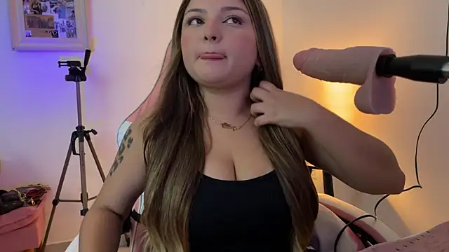 SweetPaige  online show from 02/23/26, 08:09