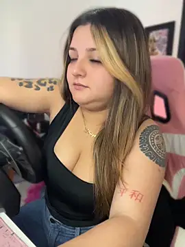SweetPaige  online show from 06/26/26, 06:58
