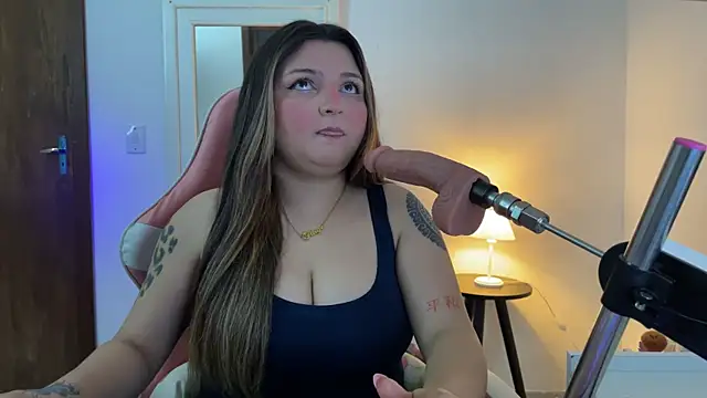 Snapshot of SweetPaige_ chatting on 10/03/25, 02:40 SweetPaige online show from 10/03/25, 02:40