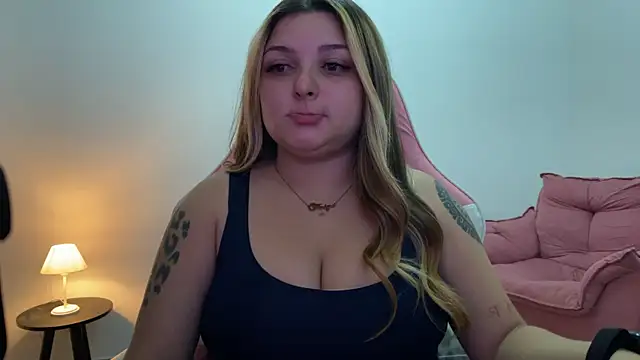 SweetPaige  online show from 05/09/26, 11:30