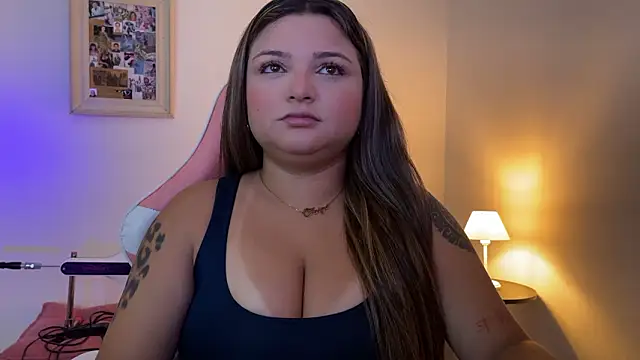 SweetPaige  online show from 01/19/26, 04:11