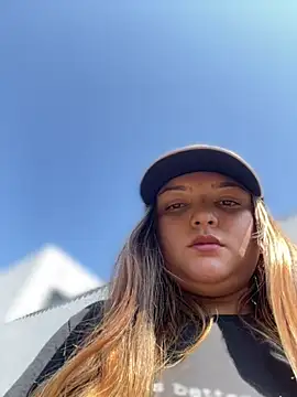SweetPaige  online show from 03/27/26, 01:45
