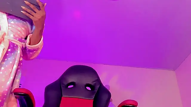 naomy  xx online show from 02/06/26, 03:13